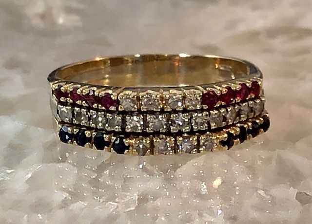 Estate Jewelry Nashville Tenessee Franklin Tennessee L2045. Estate 10K Yellow Gold Twisted Bangle Bracelet. $225.00