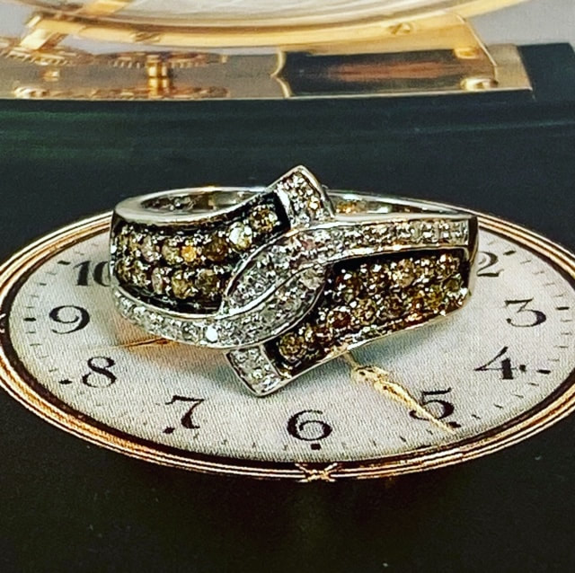 Estate Jewelry Nashville Franklin TN L1695. Beautiful Strand 34