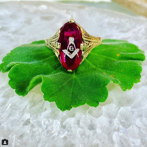 LP1646 14K Plumb Gold Diamond Nugget Ring $750.